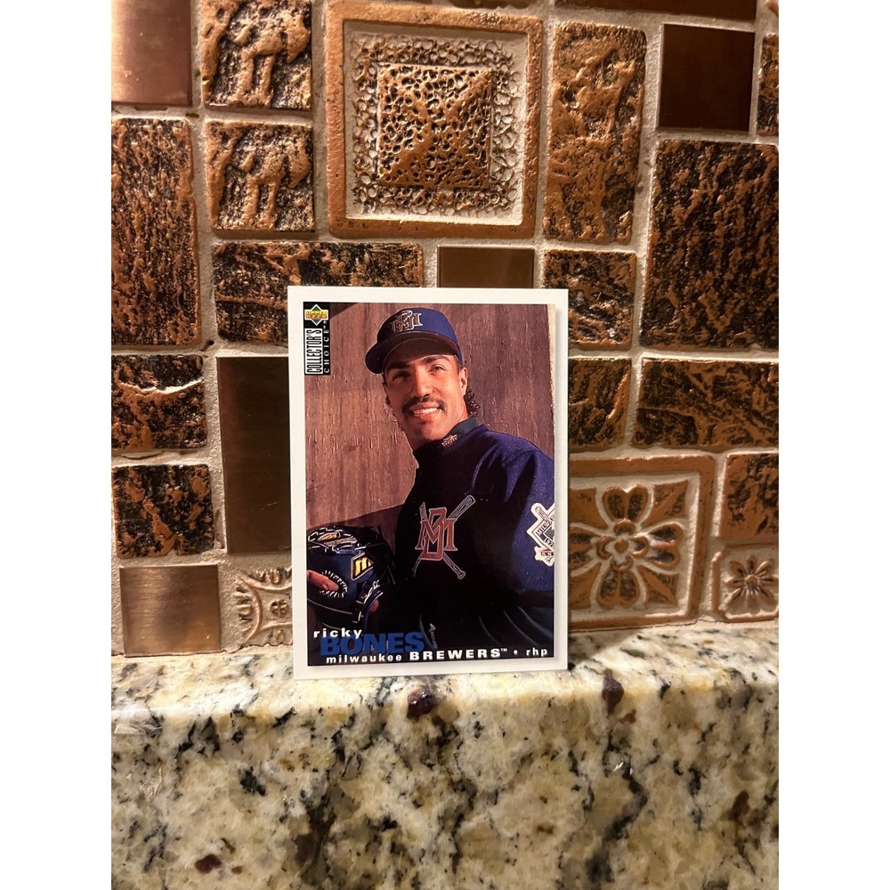 Ricky Bones Milwaukee Brewers 1993 Upper‎ Deck Baseball Card RHP